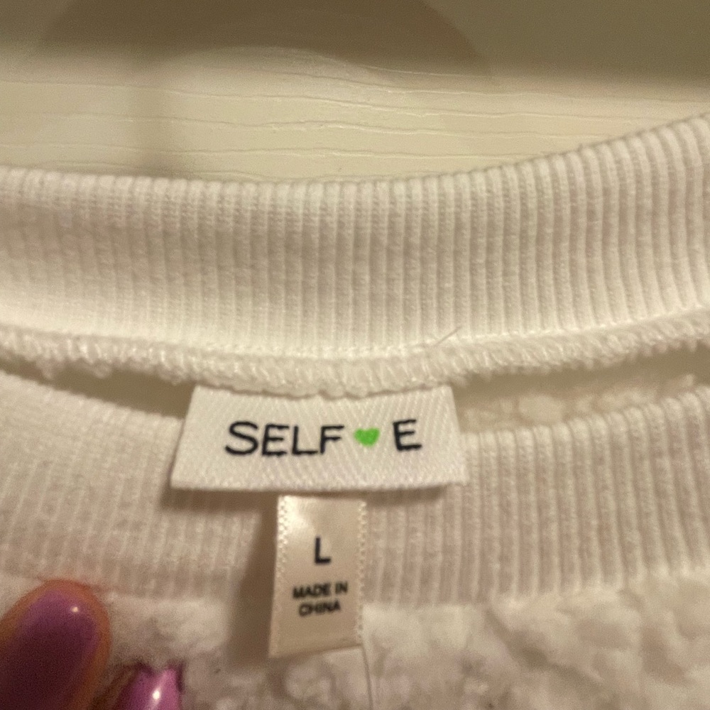 Sweater - Picture 6 of 6